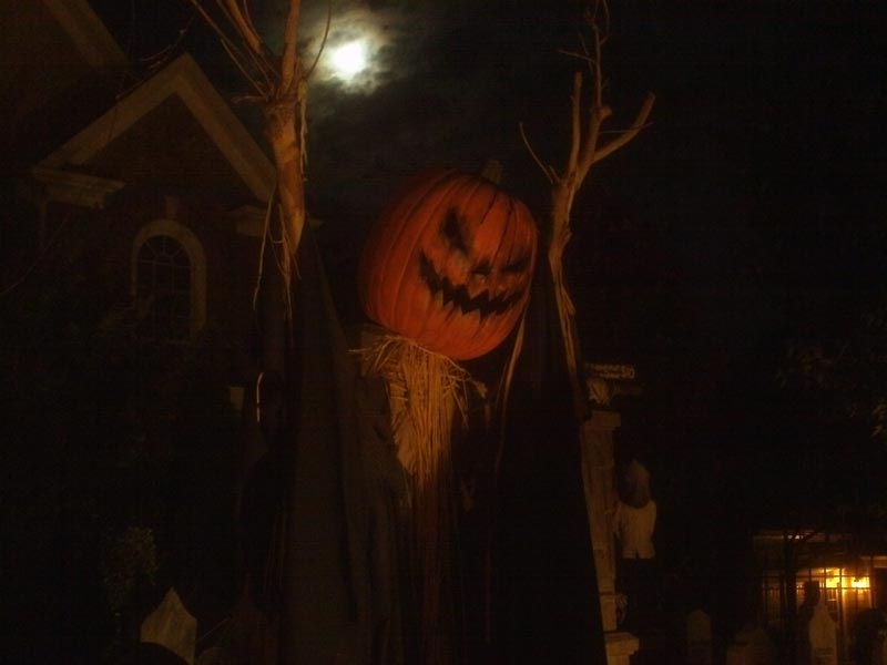 Night View of Graveyard Entrance Skull Orchard Cemetery Crawling Ghoul Sleepy Hollow Scarecrow