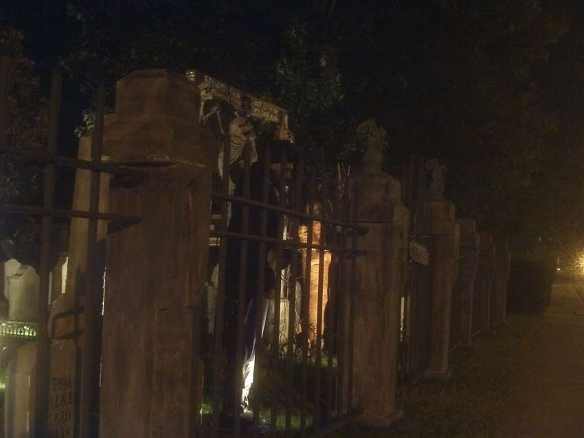 Night View Halloween Graveyard Skull Orchard Cemetery Ichadod Crane Mummy in Background